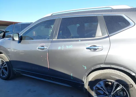 2019 Nissan Rogue Sv z USA, uszkodzony, nr VIN JN8AT2MT7KW268673